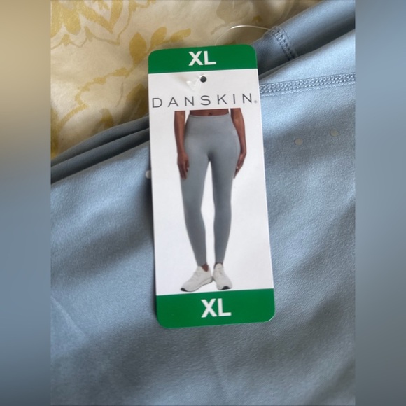 Danskin Ladies' Brushed Leggings with Bonded Side Pockets, XL - Picture 6 of 9